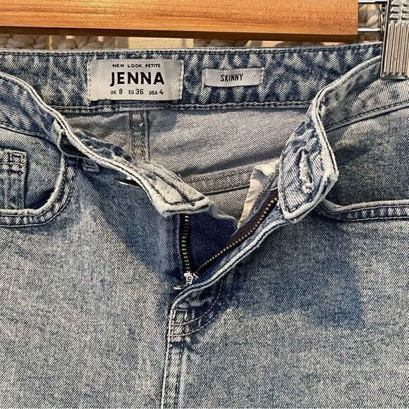 New Look Petite Jenna Skinny Jeans SZ 4 Sun Washed Raw Hem Capsule Wardrobe - Picture 3 of 10